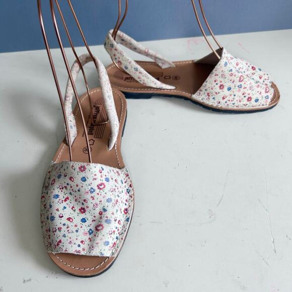 Jeffrey Campbell Sandals‎ Size 7 / EU 38 flats sling back ditsy floral babydoll